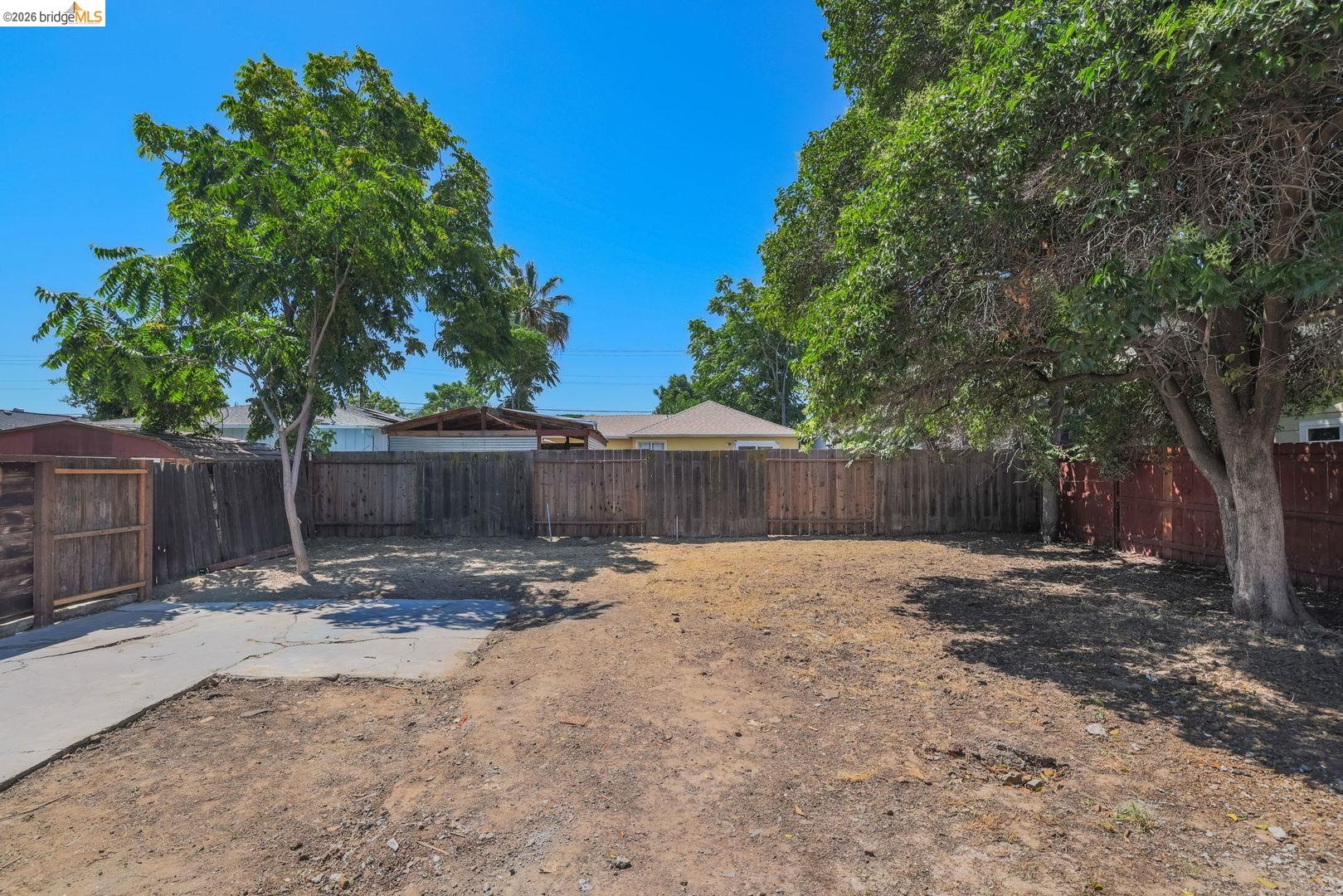 Property photo 33