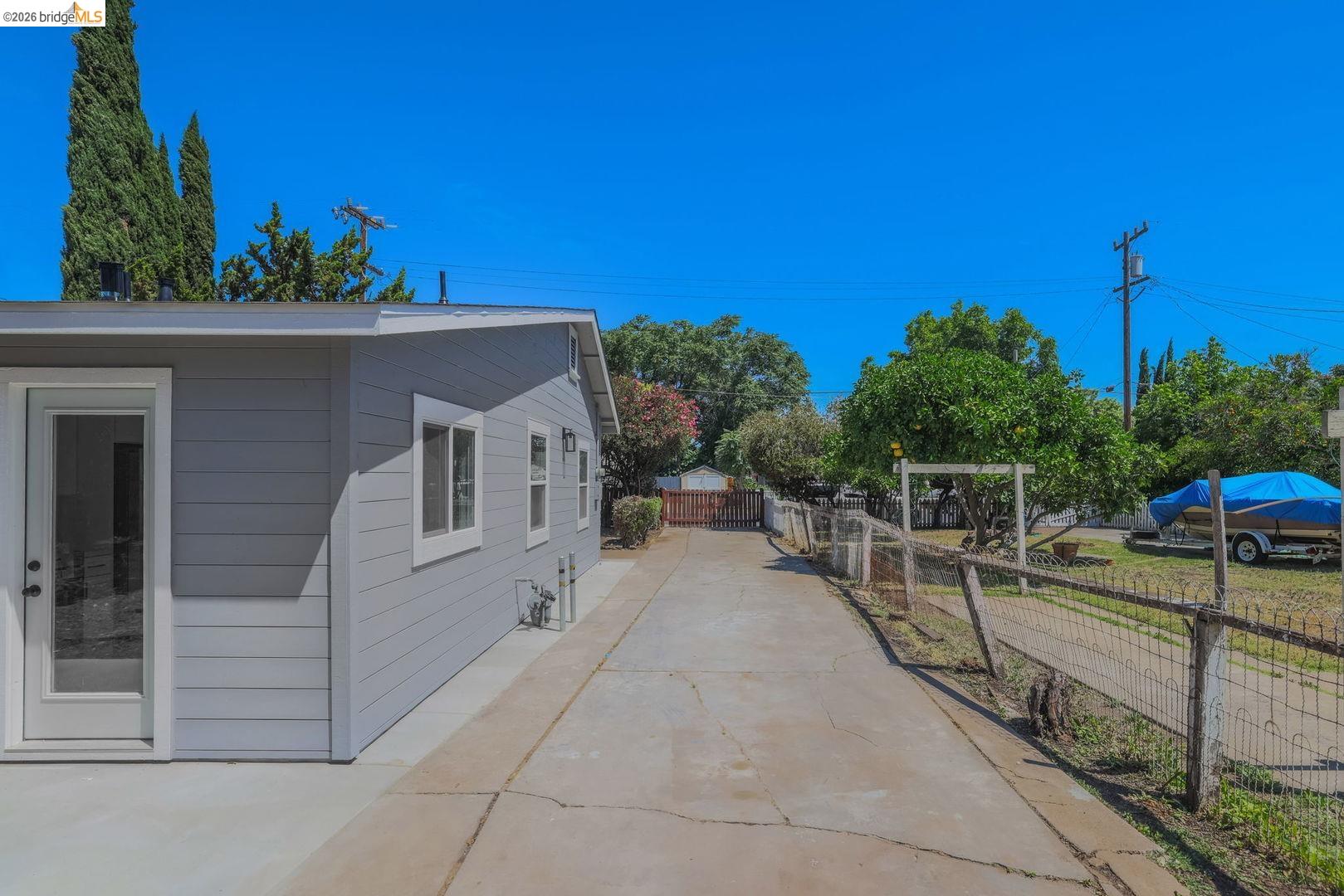 Property photo 35
