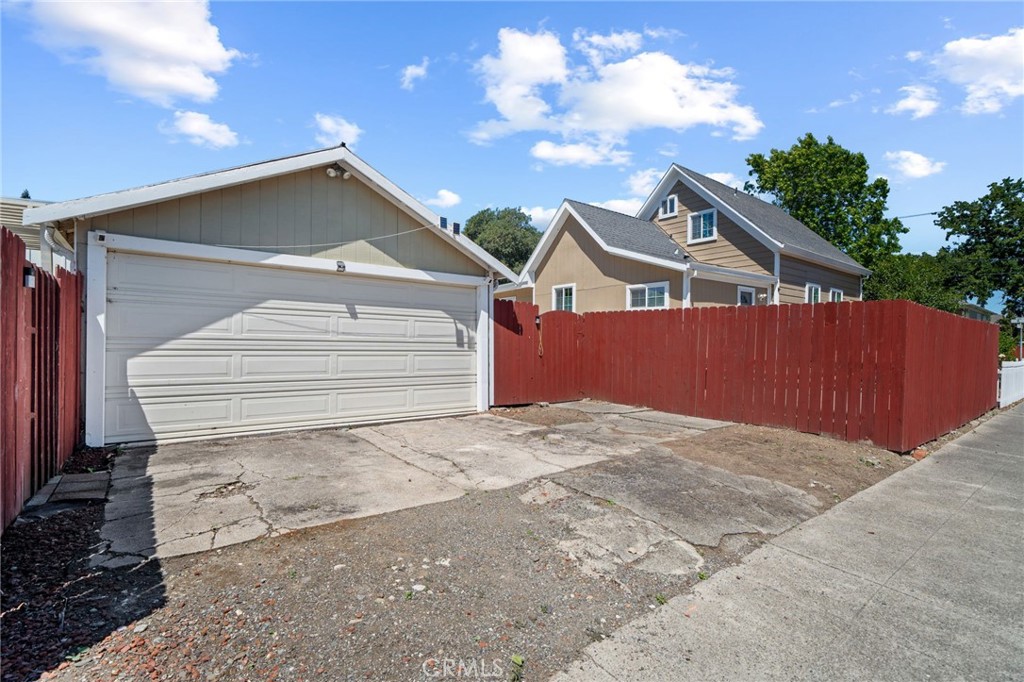 Property photo 46