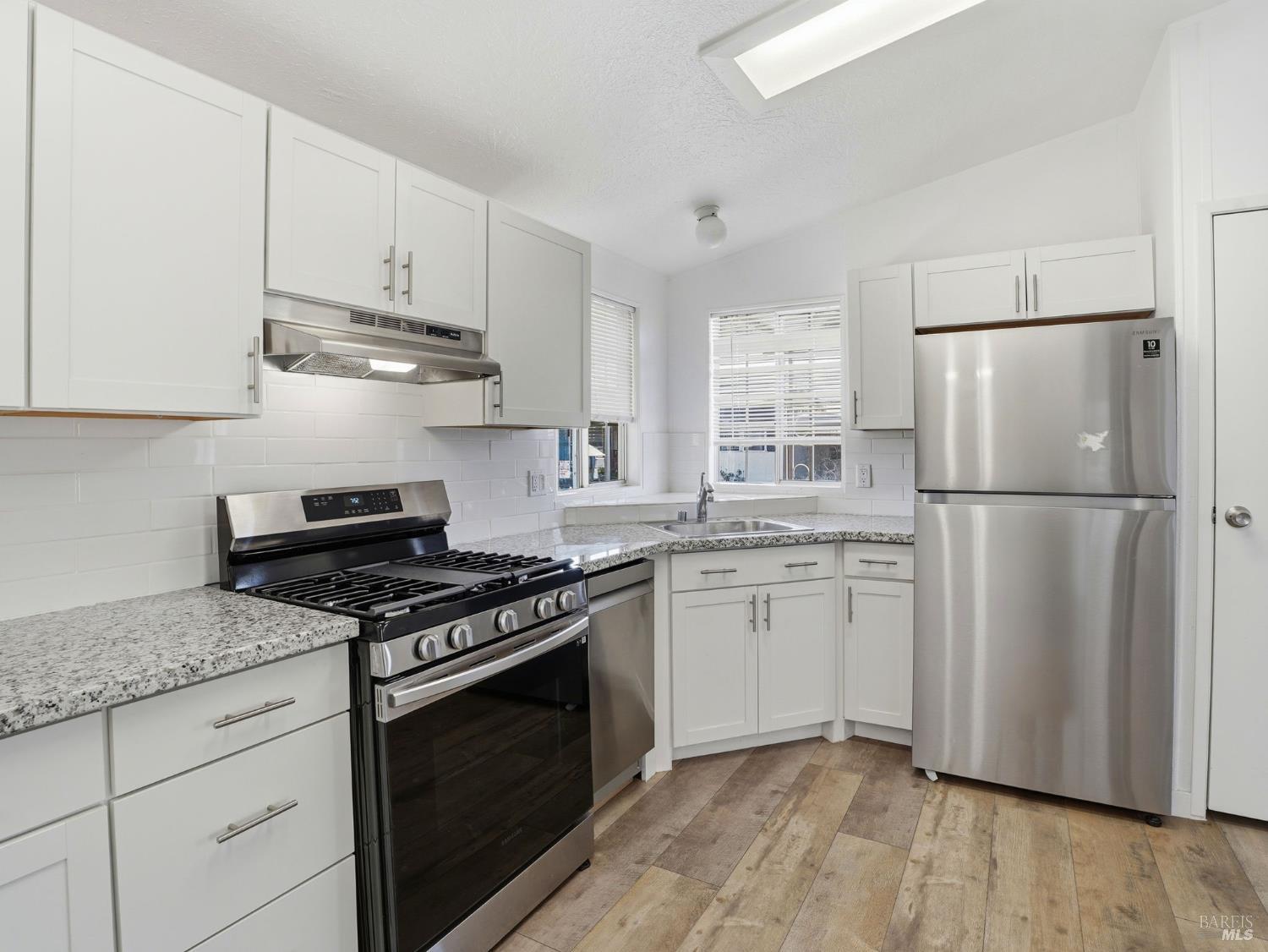 Property photo 22