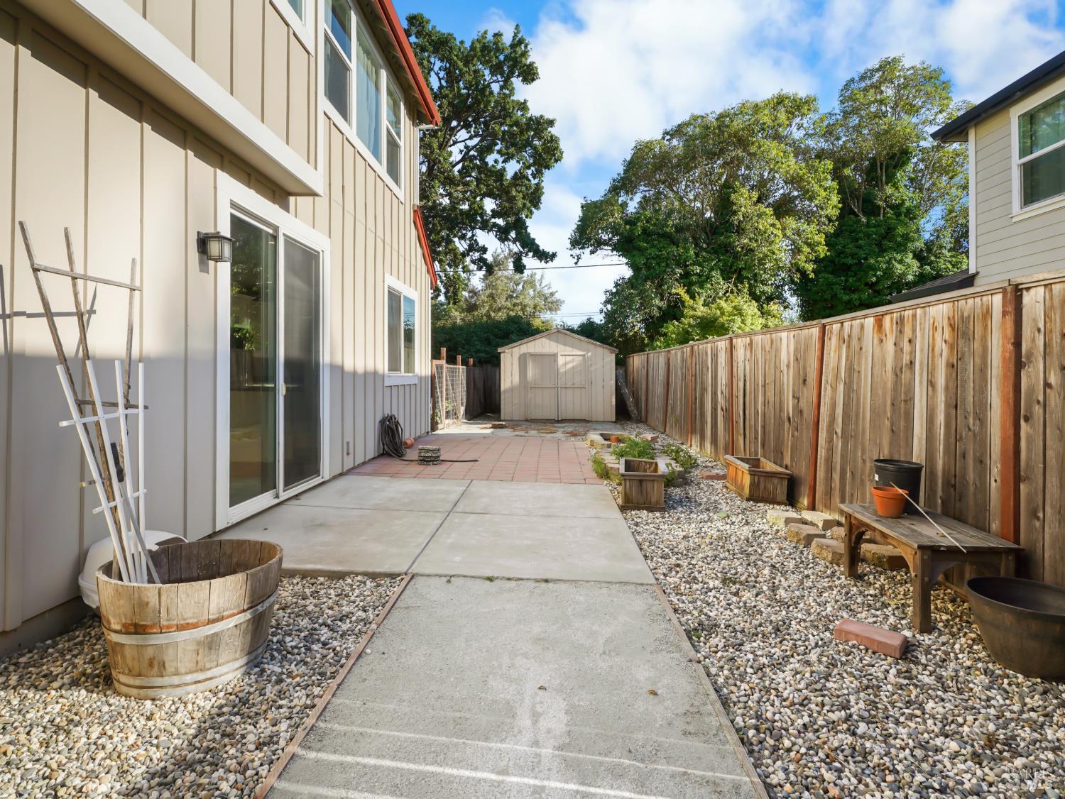 Property photo 32