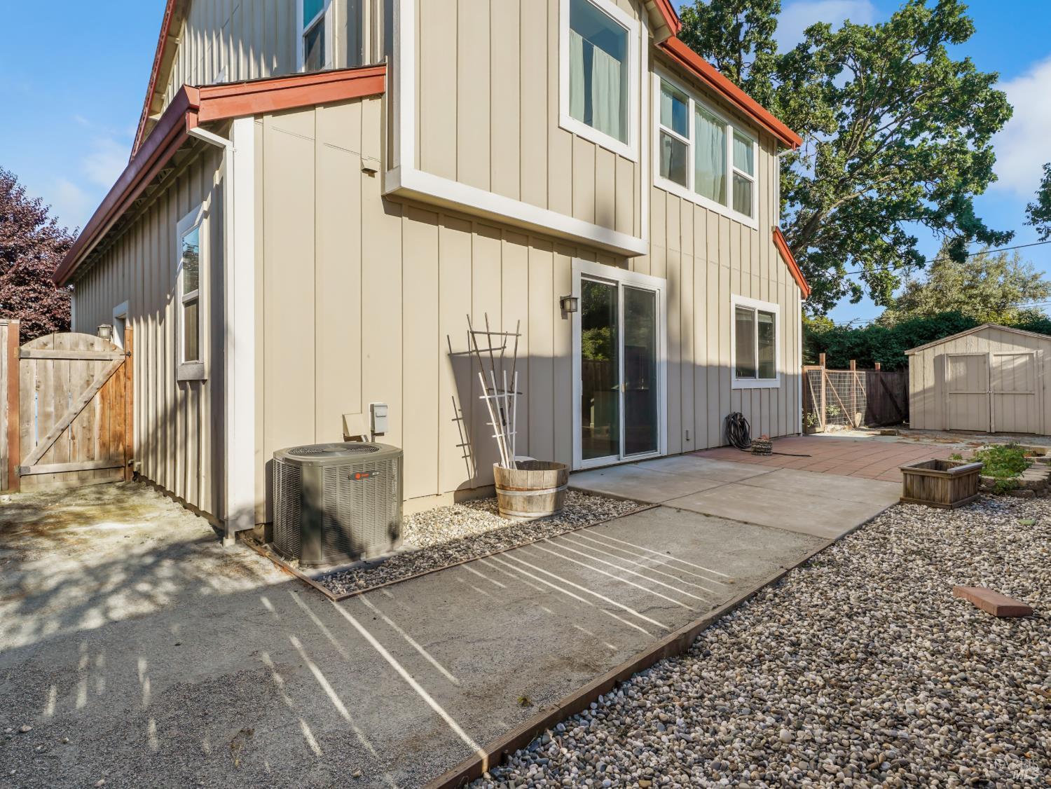 Property photo 33