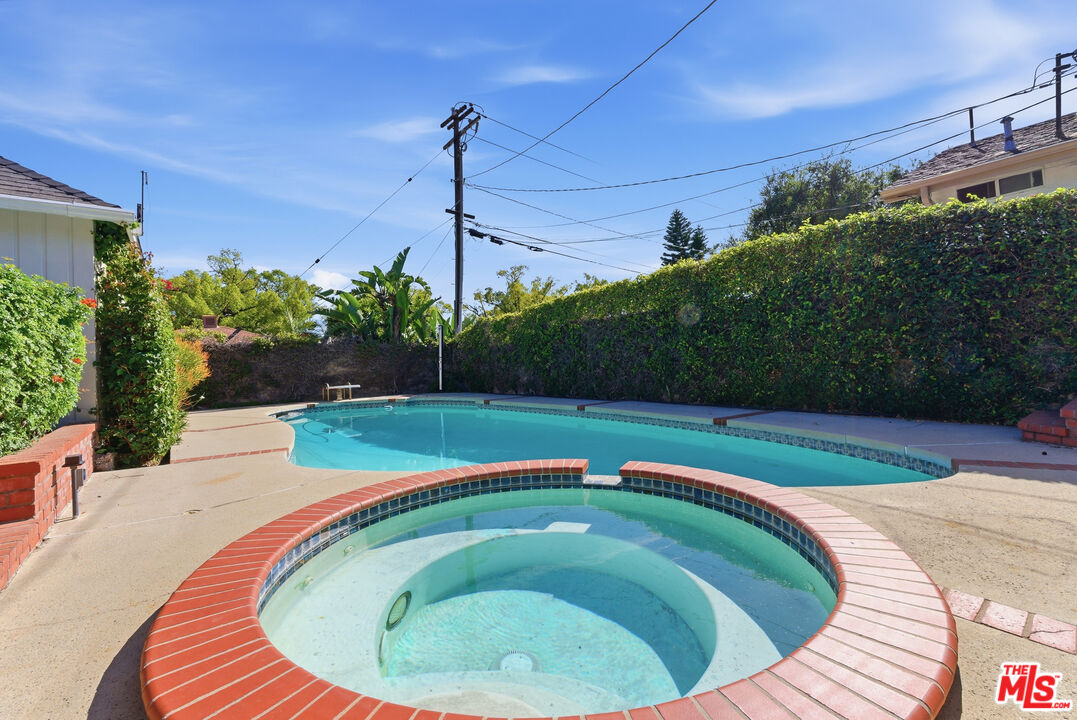 Property photo 47