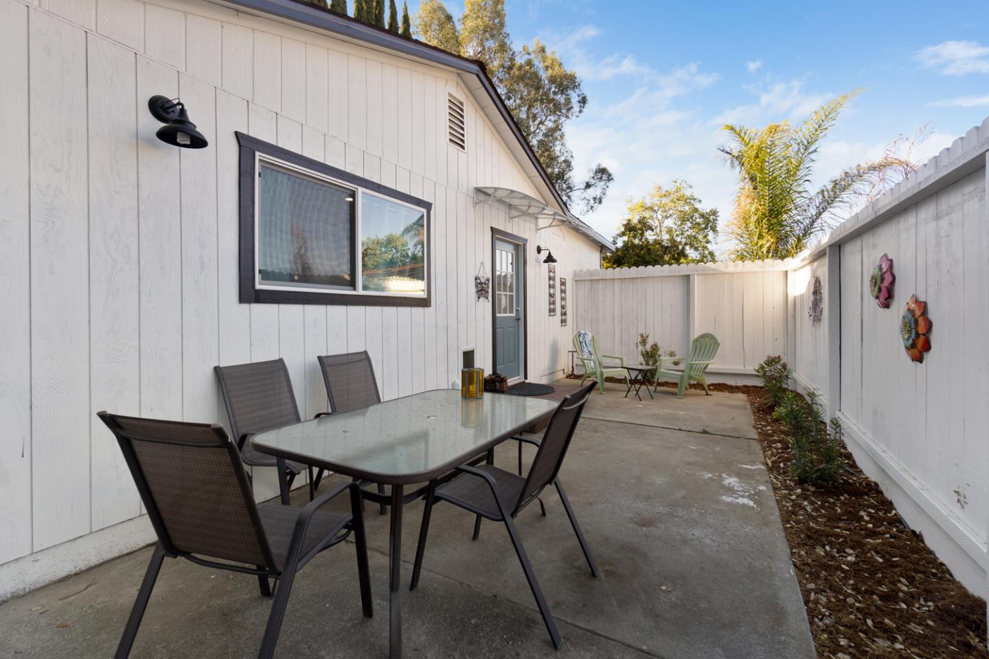 Property photo 46