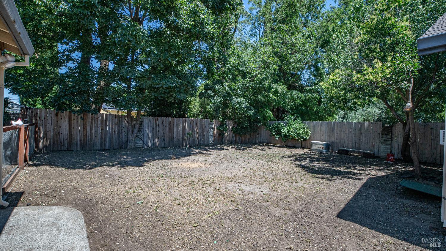 Property photo 37