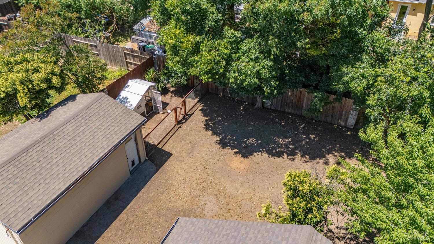 Property photo 43