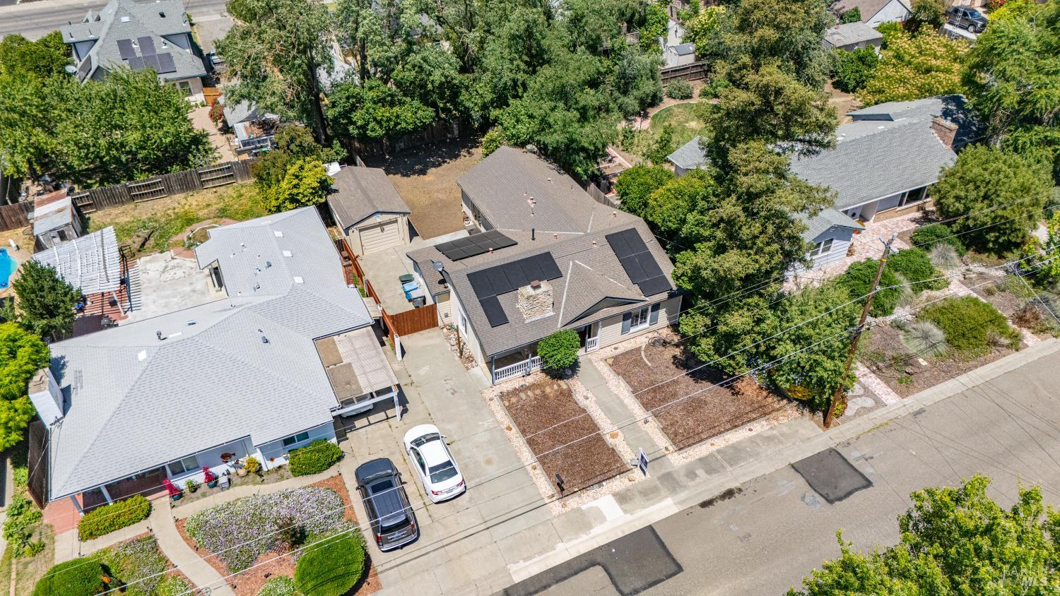 Property photo 44