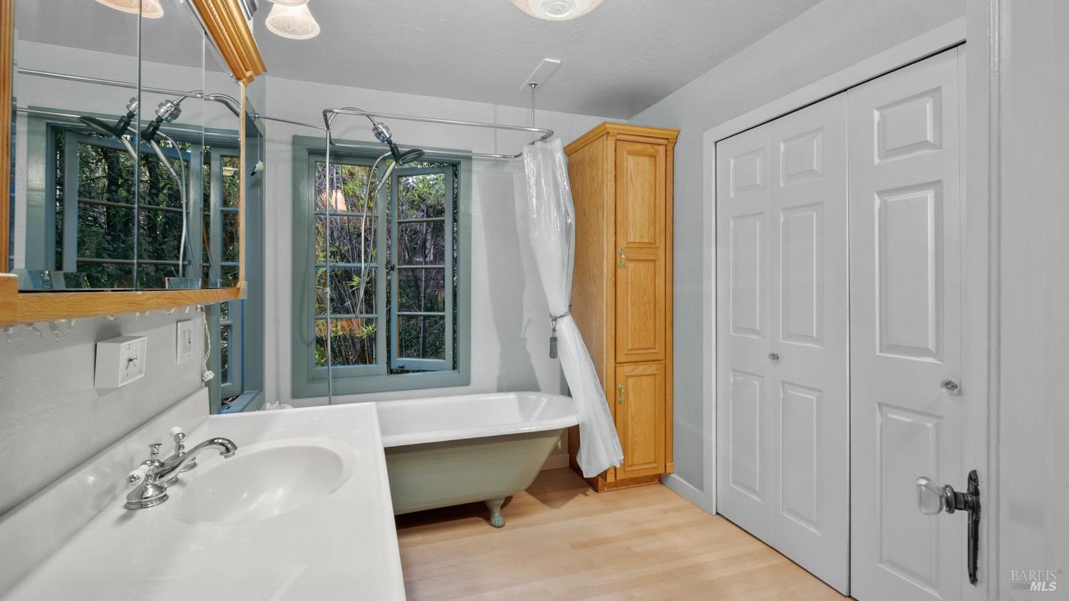 Property photo 31