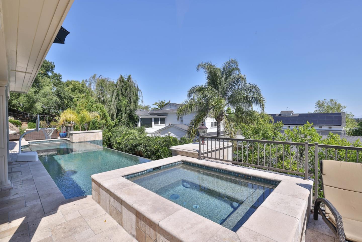 Property photo 38