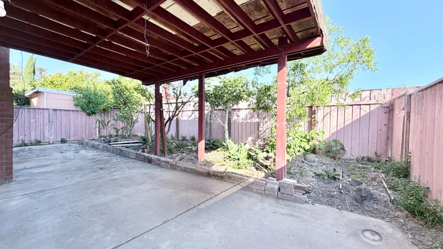 Property photo 34