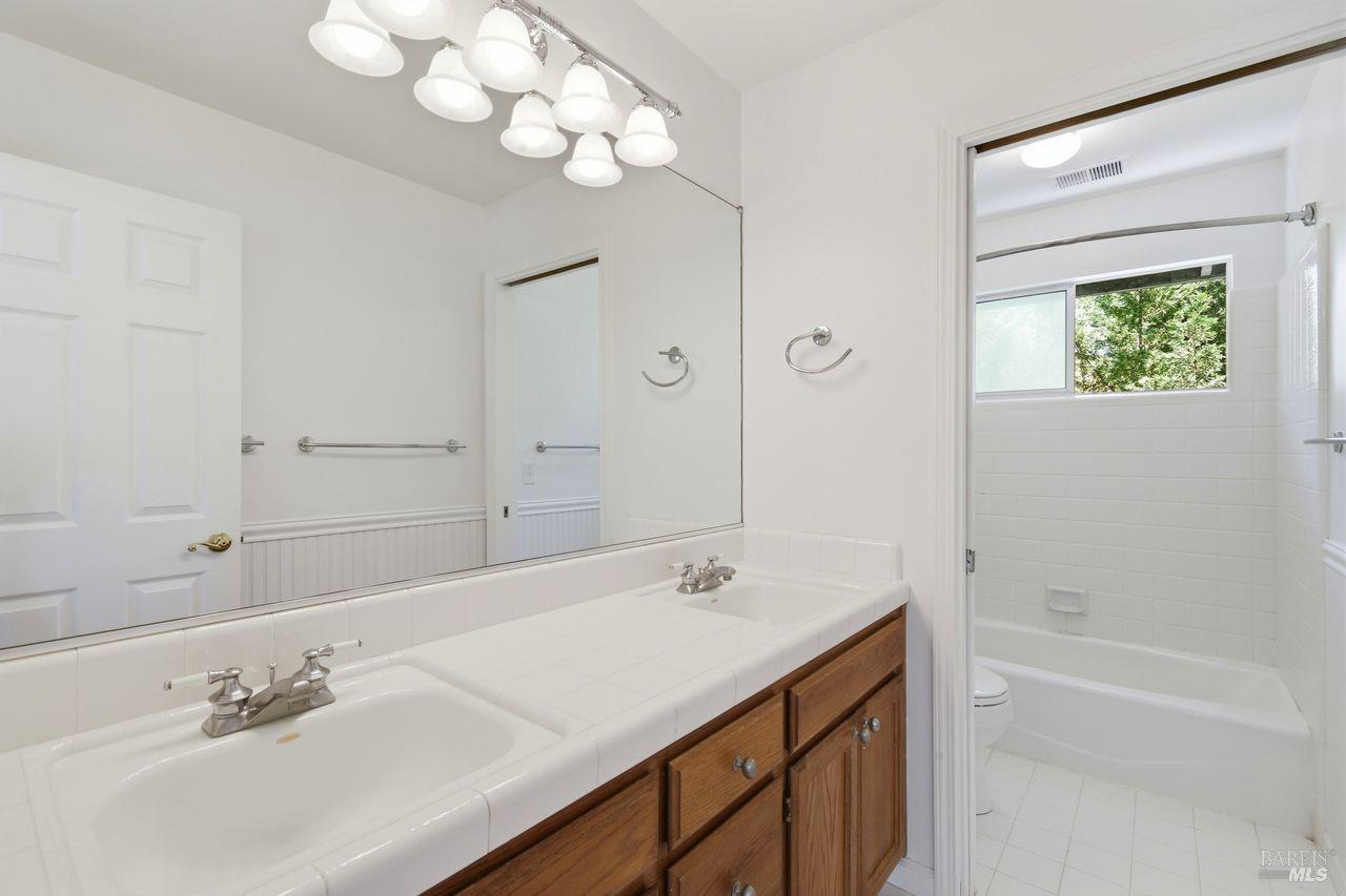 Property photo 43