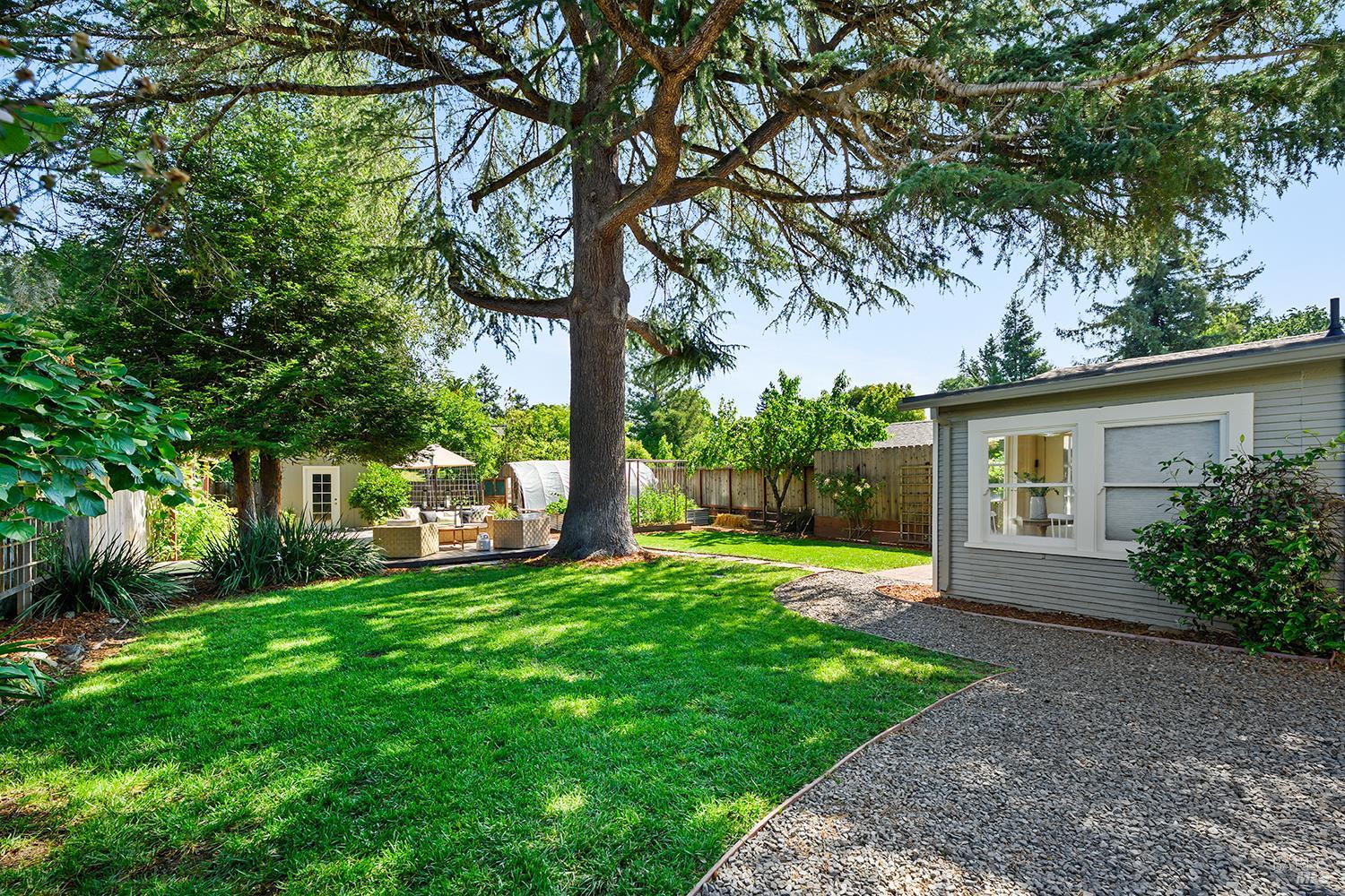 Property photo 44