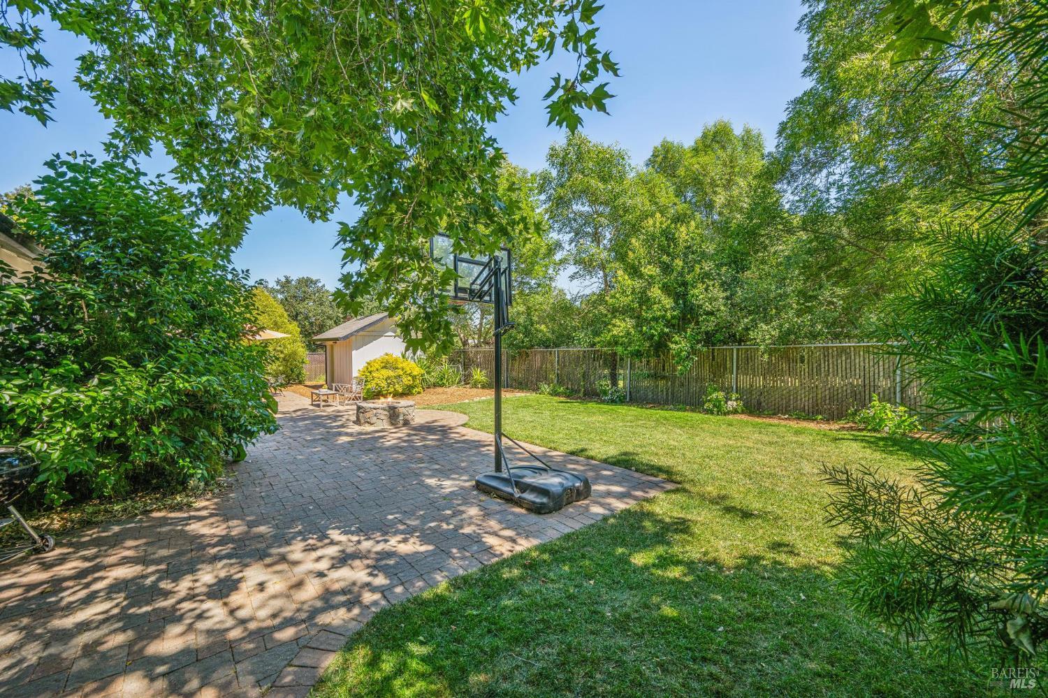 Property photo 35