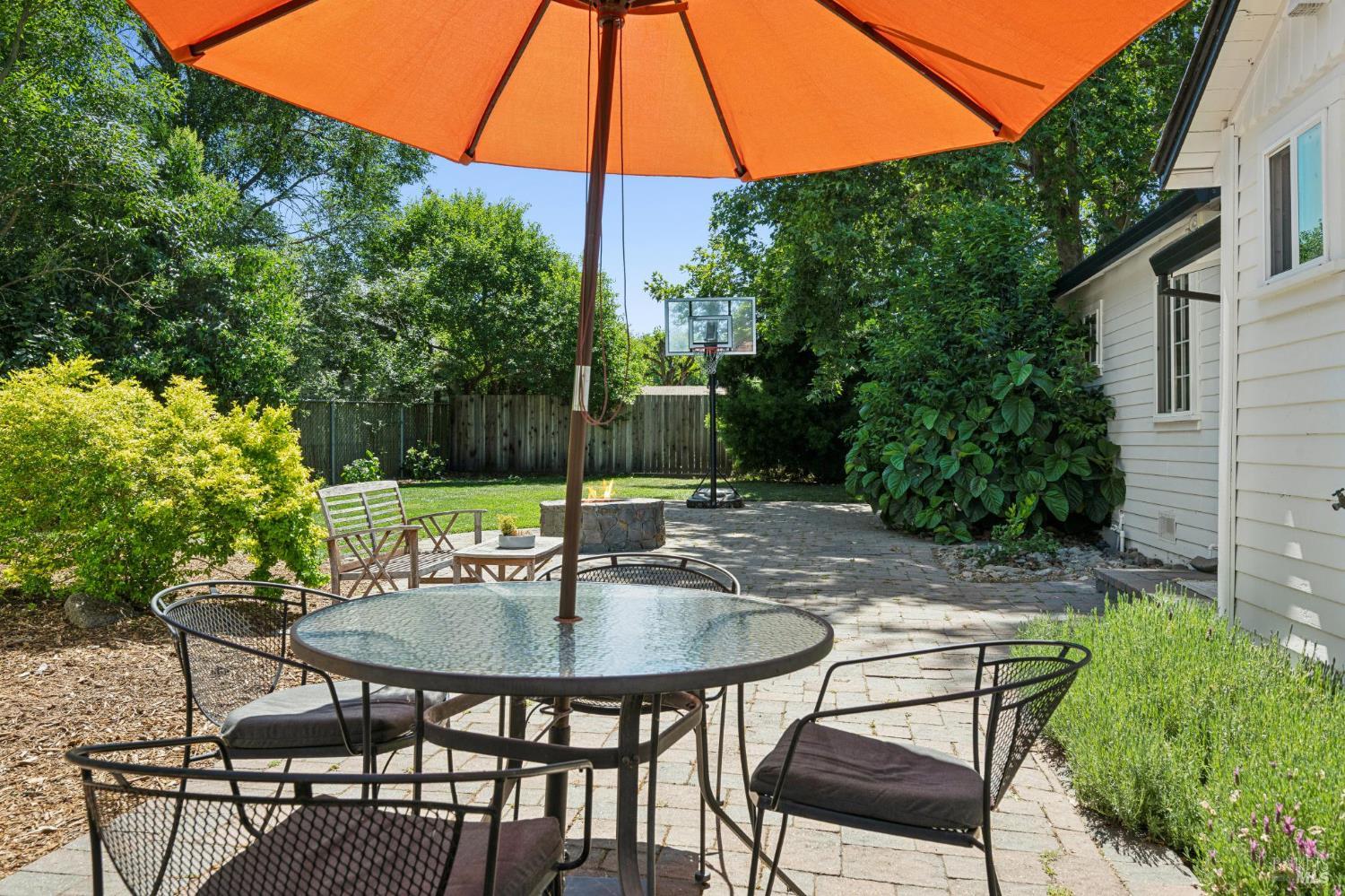 Property photo 38