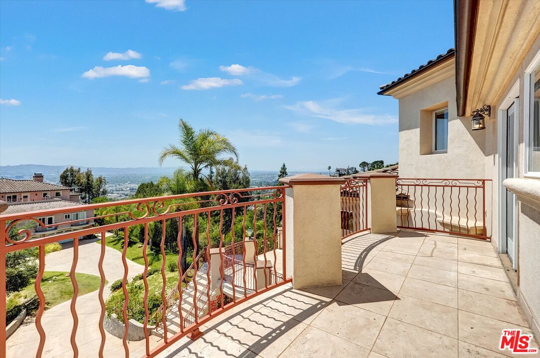 Property photo 44