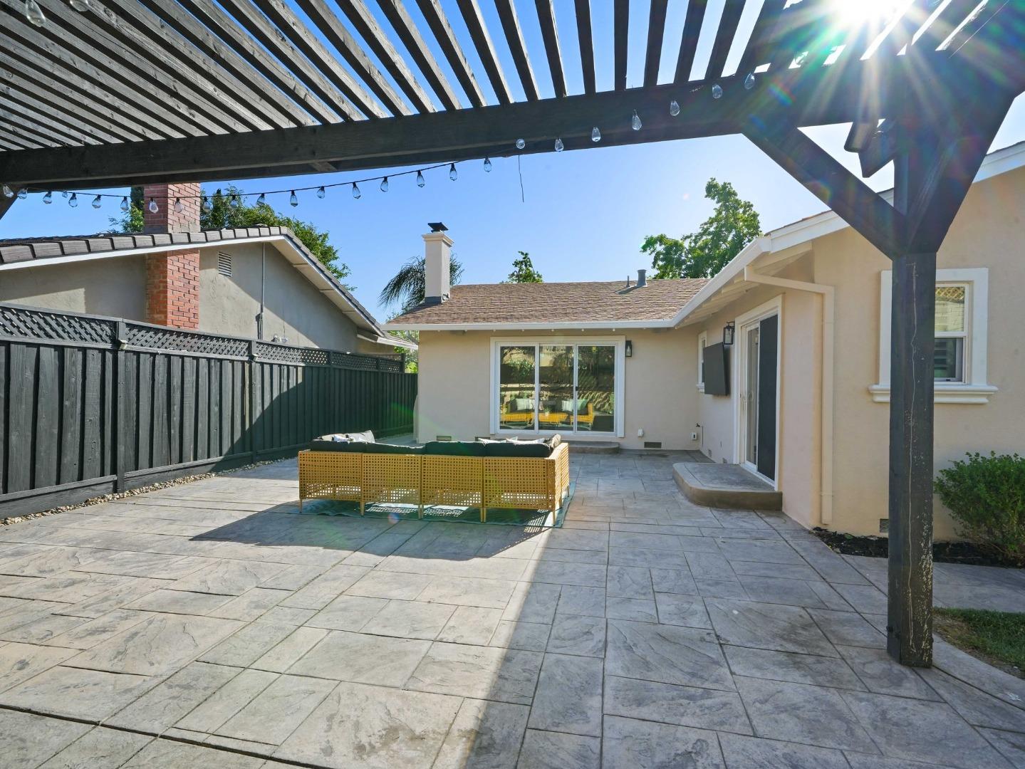 Property photo 44