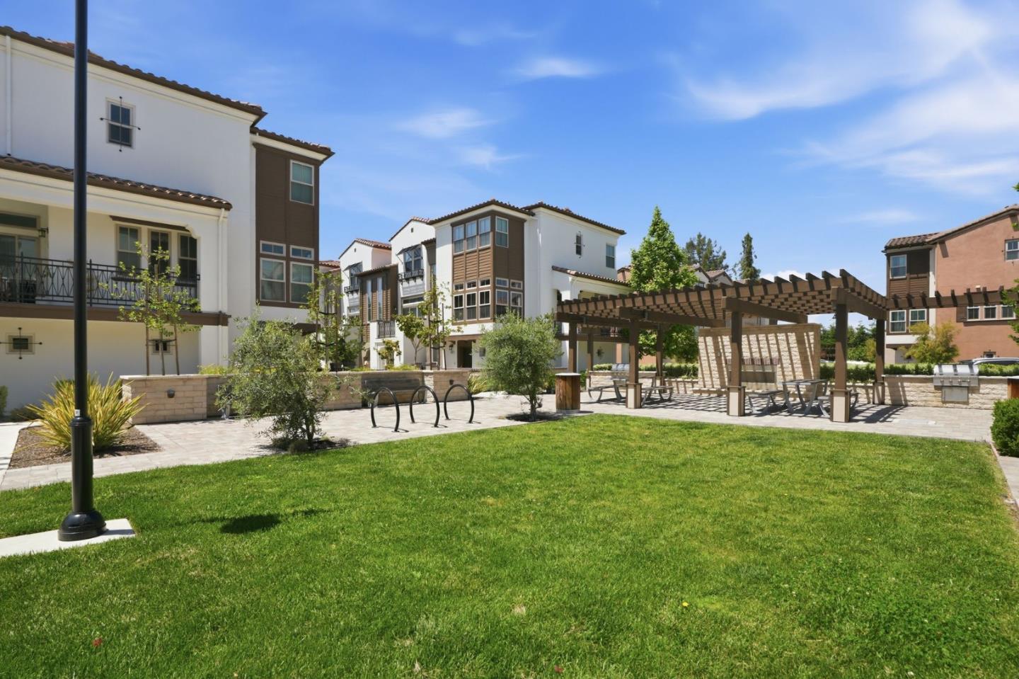 Property photo 44