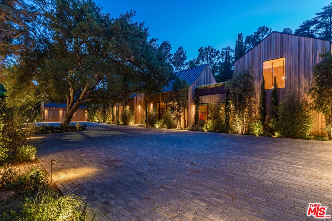 Property photo 47
