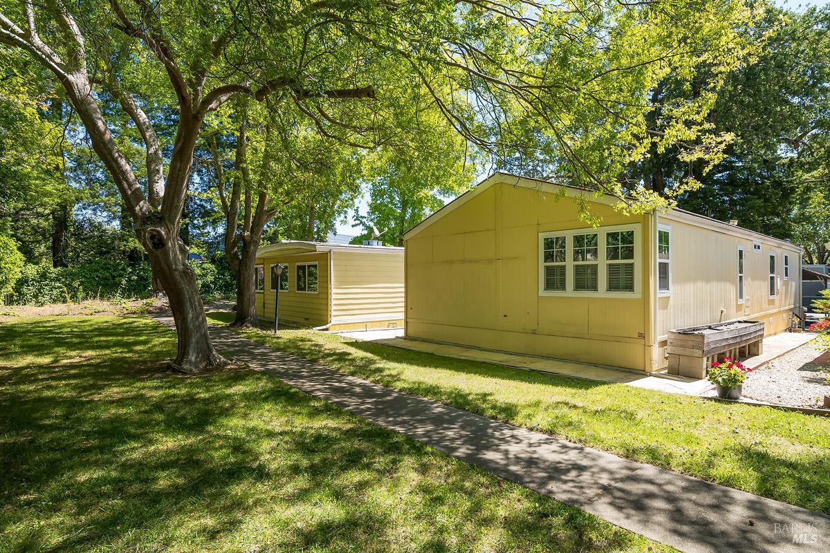 Property photo 35