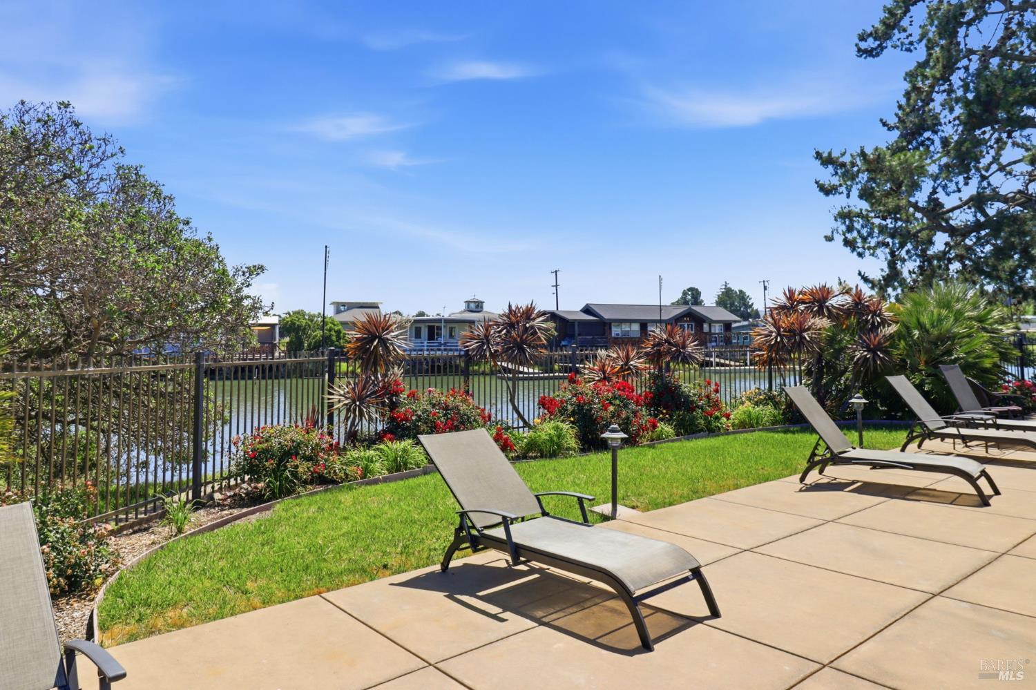 Property photo 37