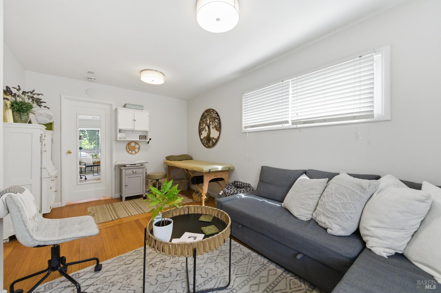 Property photo 31