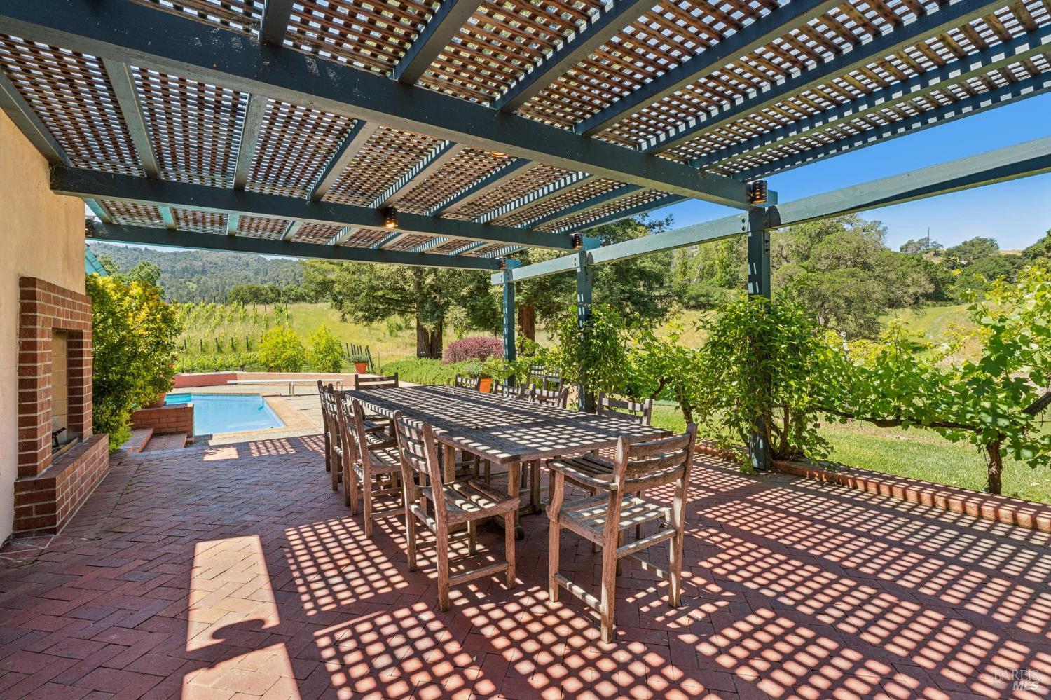 Property photo 35