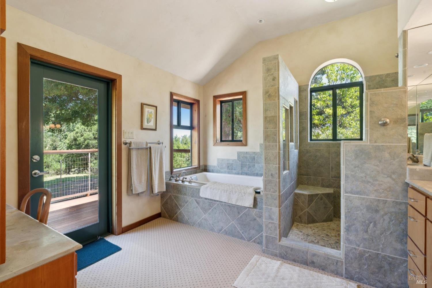 Property photo 44