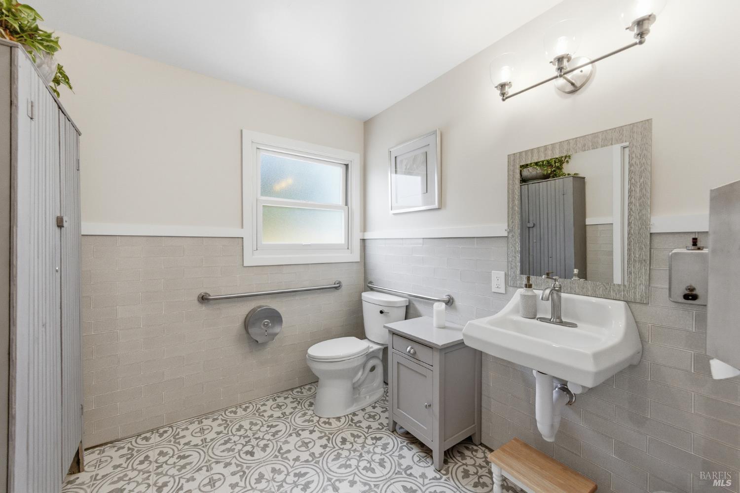 Property photo 33