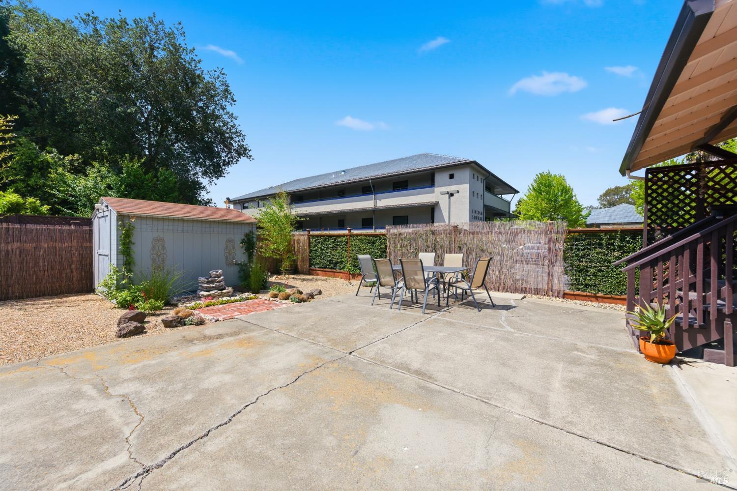 Property photo 43
