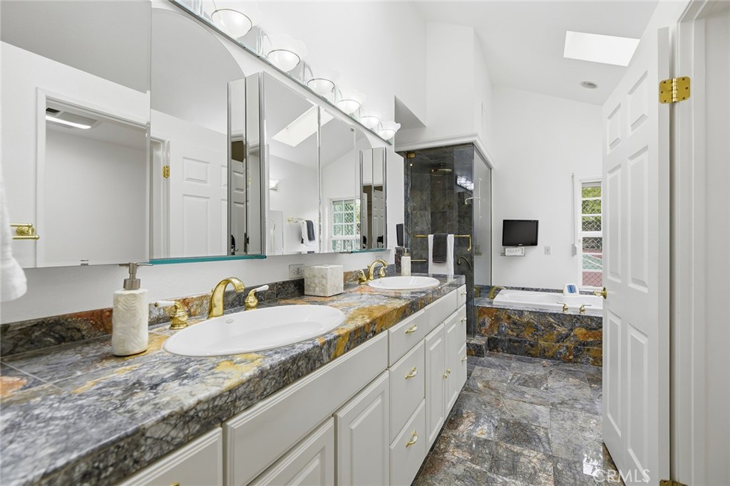 Property photo 41