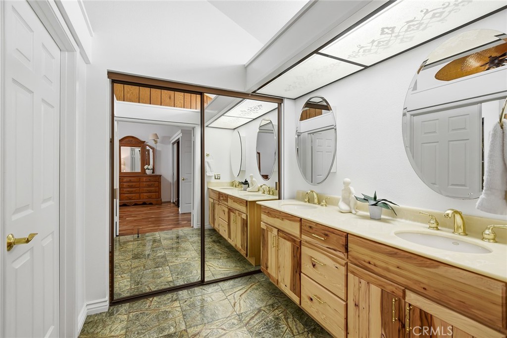 Property photo 46