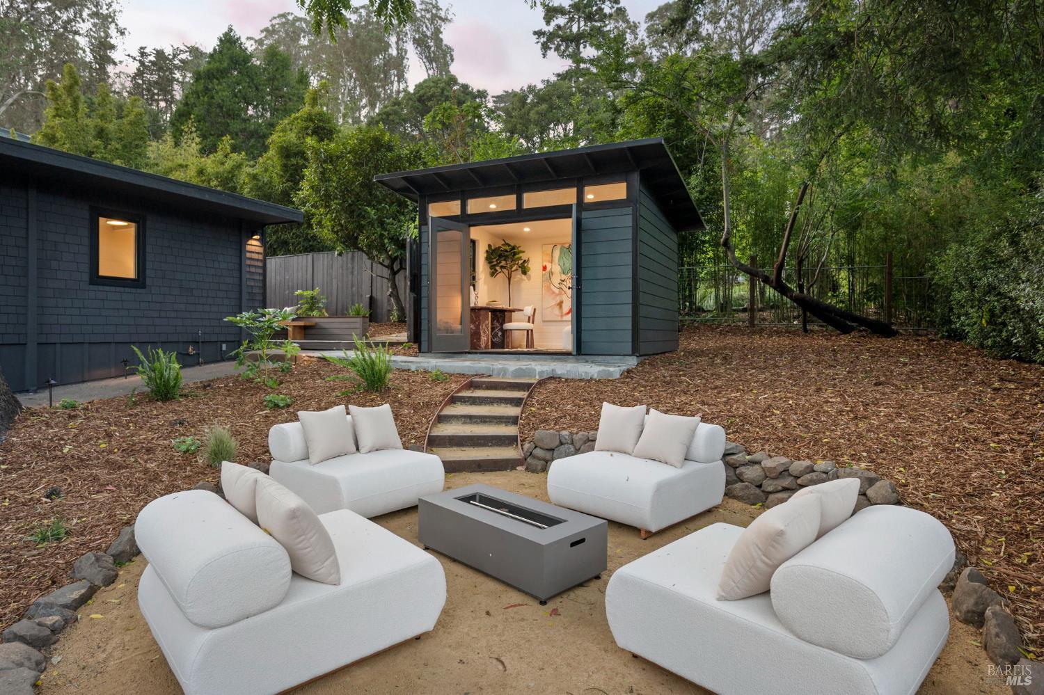Property photo 37