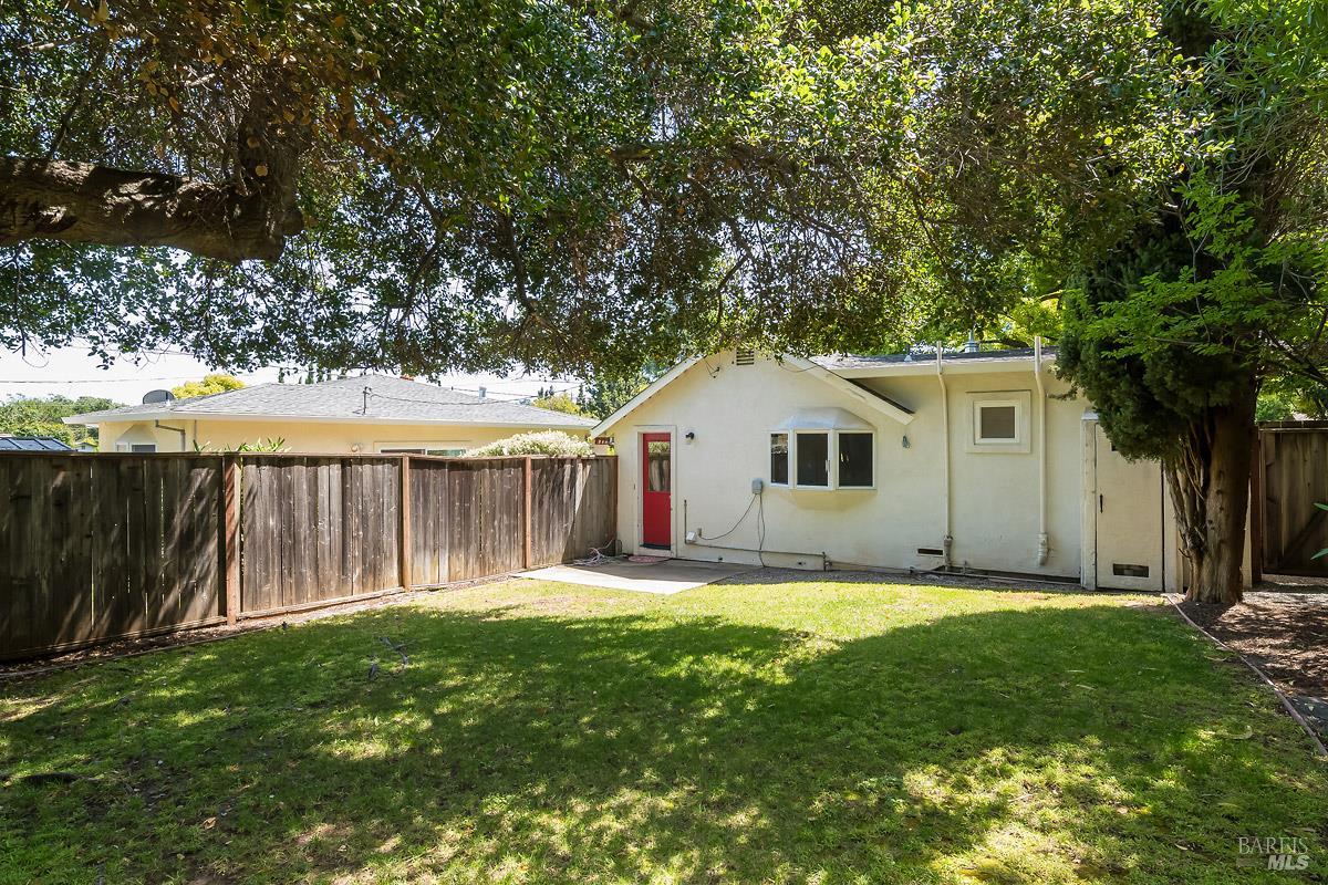 Property photo 43