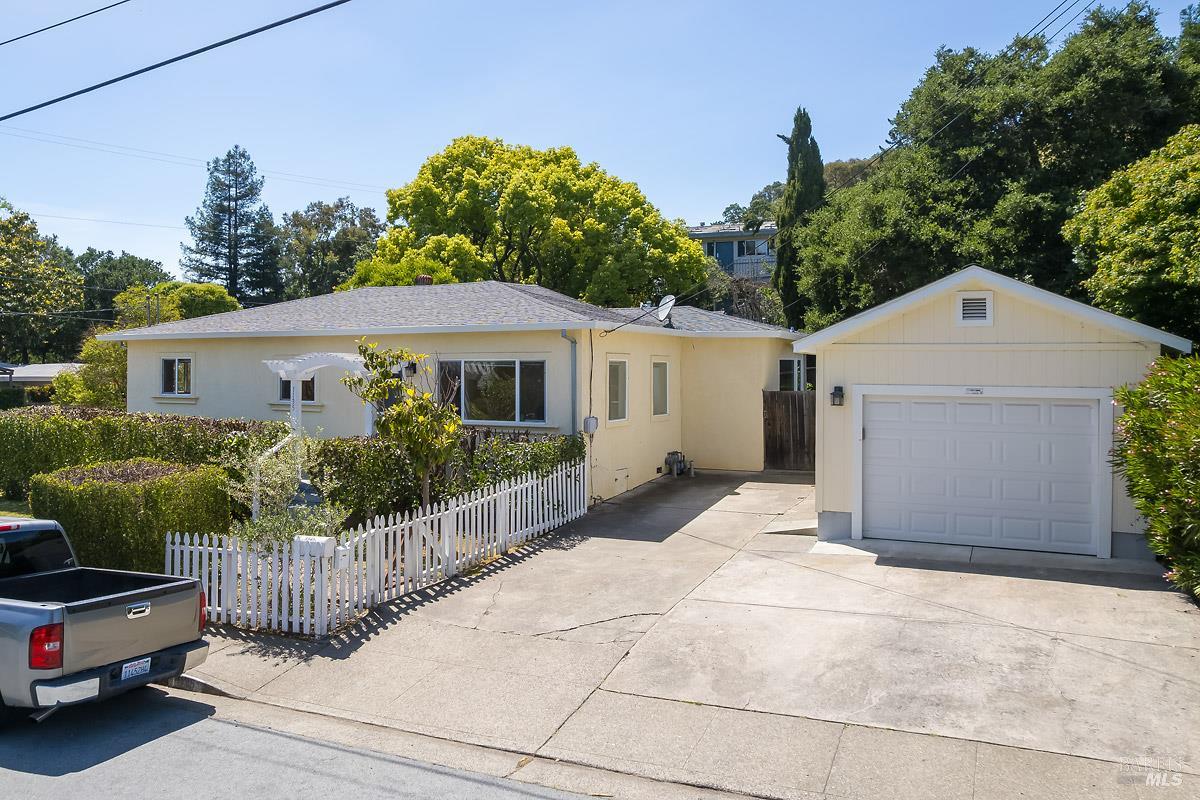 Property photo 46