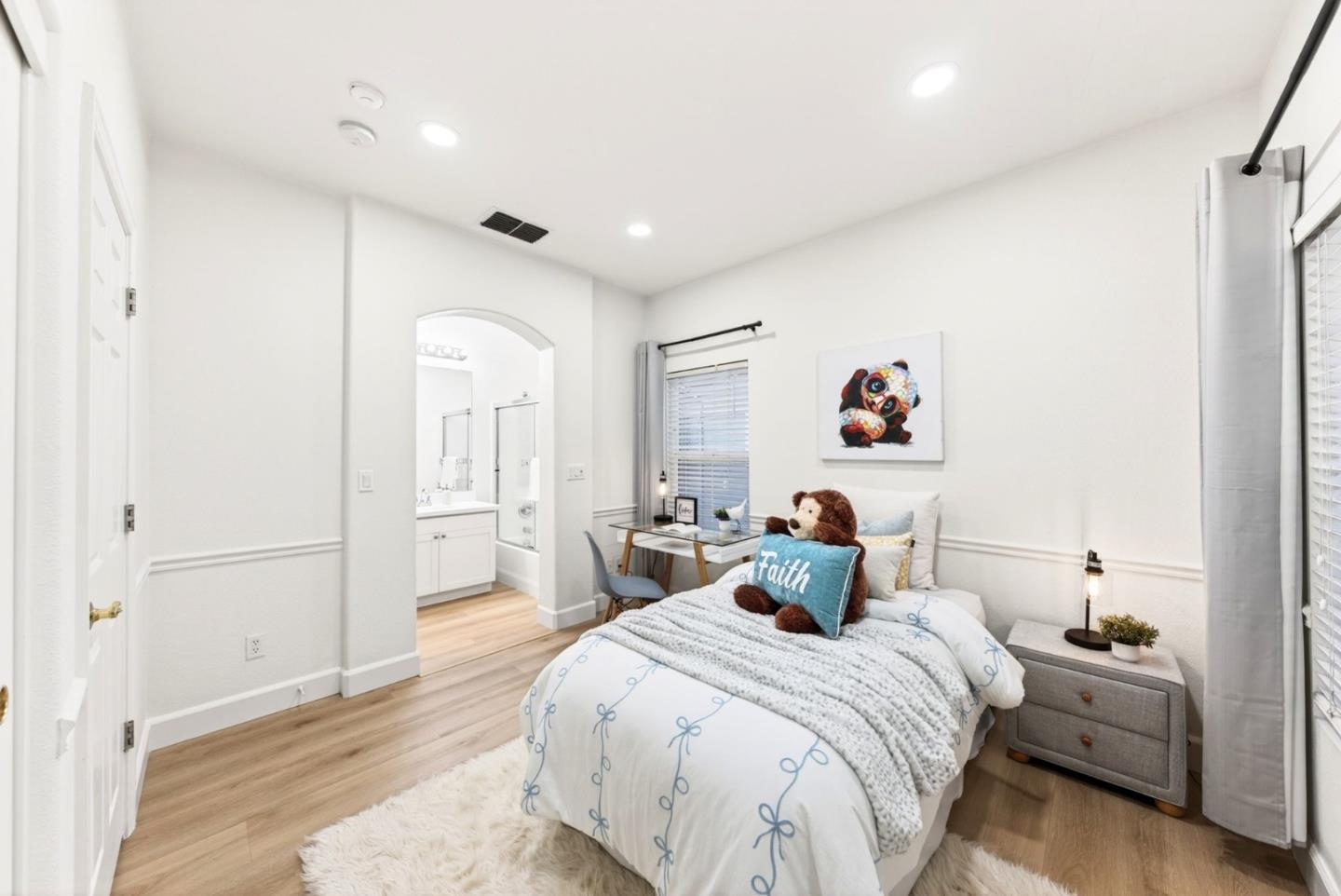 Property photo 23