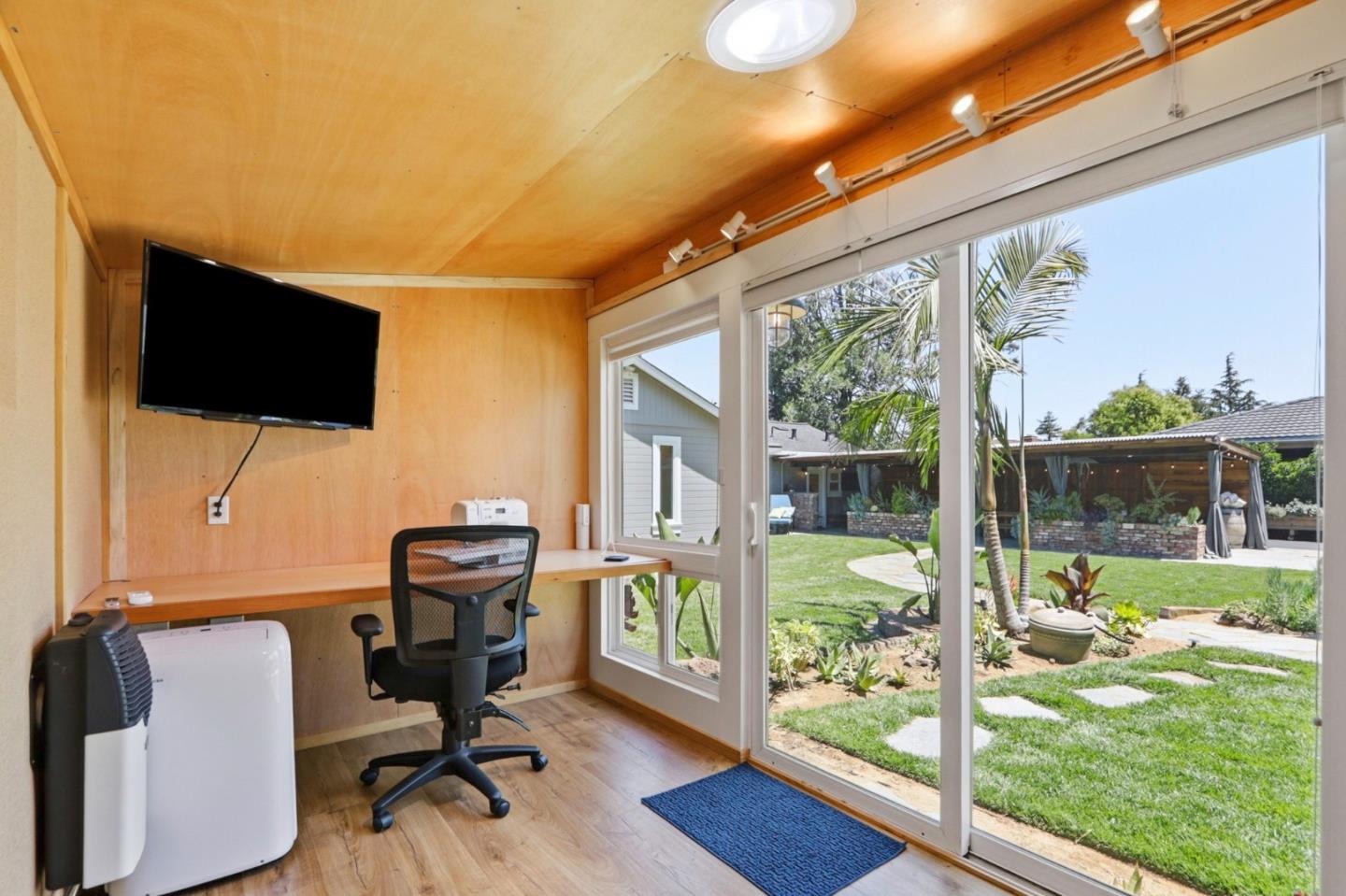 Property photo 35