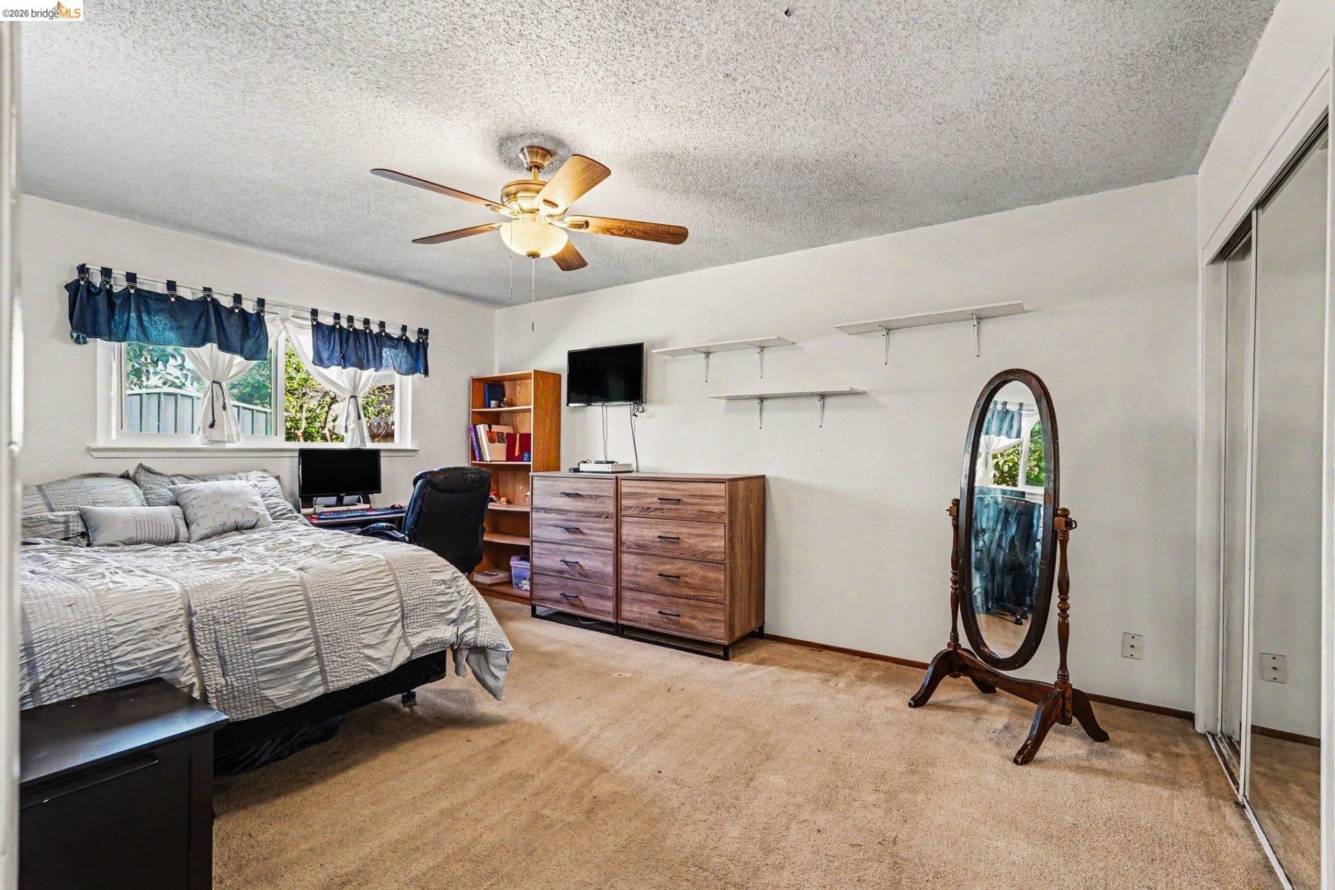Property photo 25