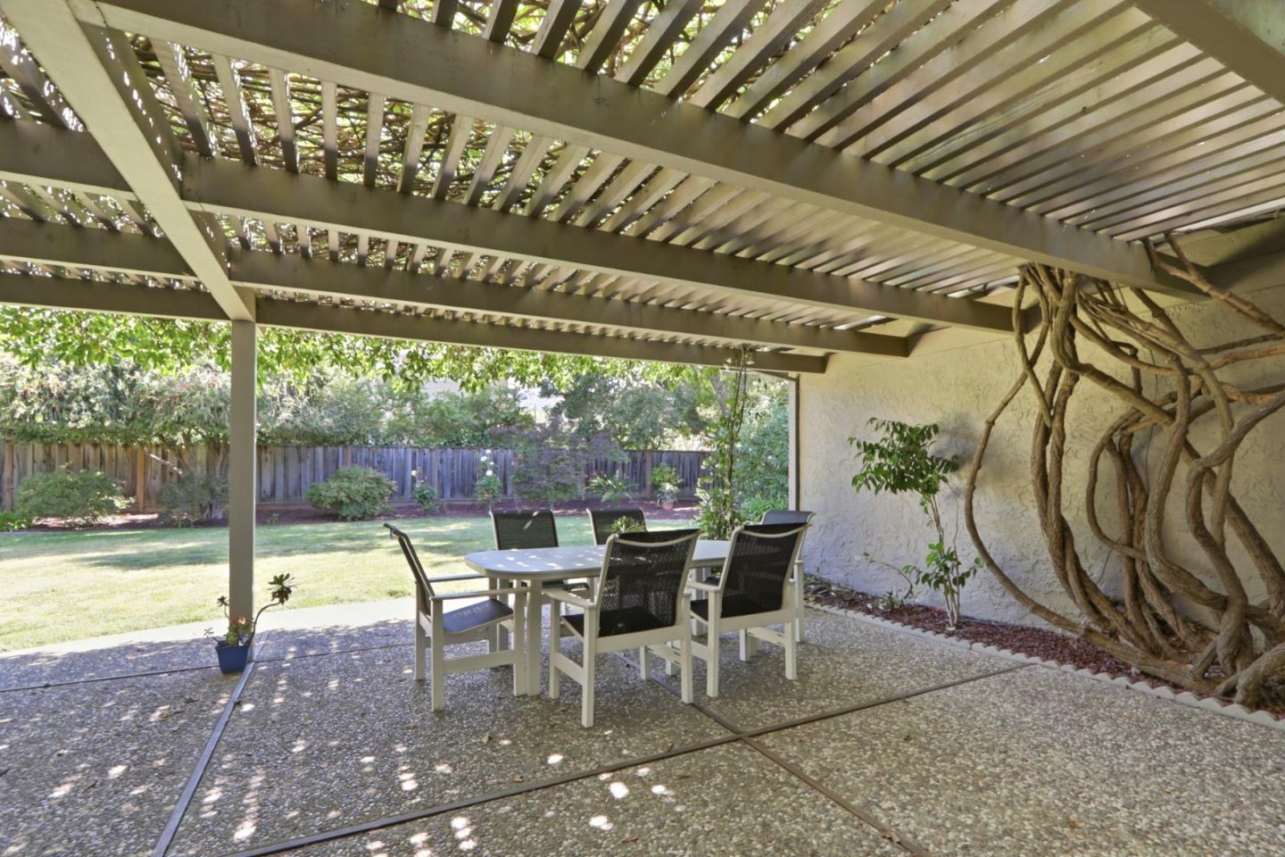 Property photo 35