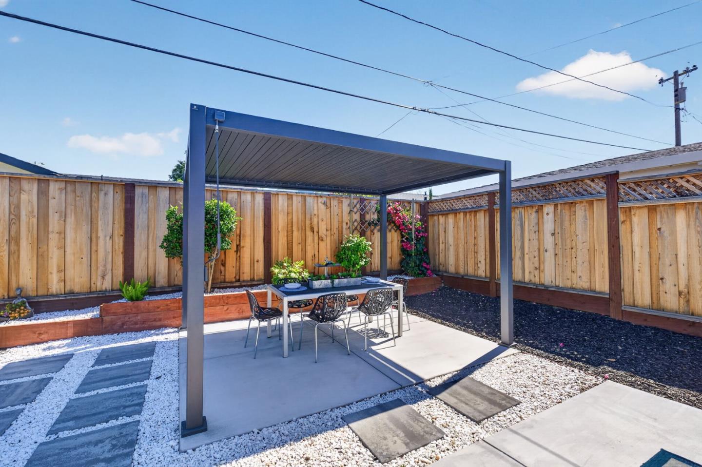 Property photo 38