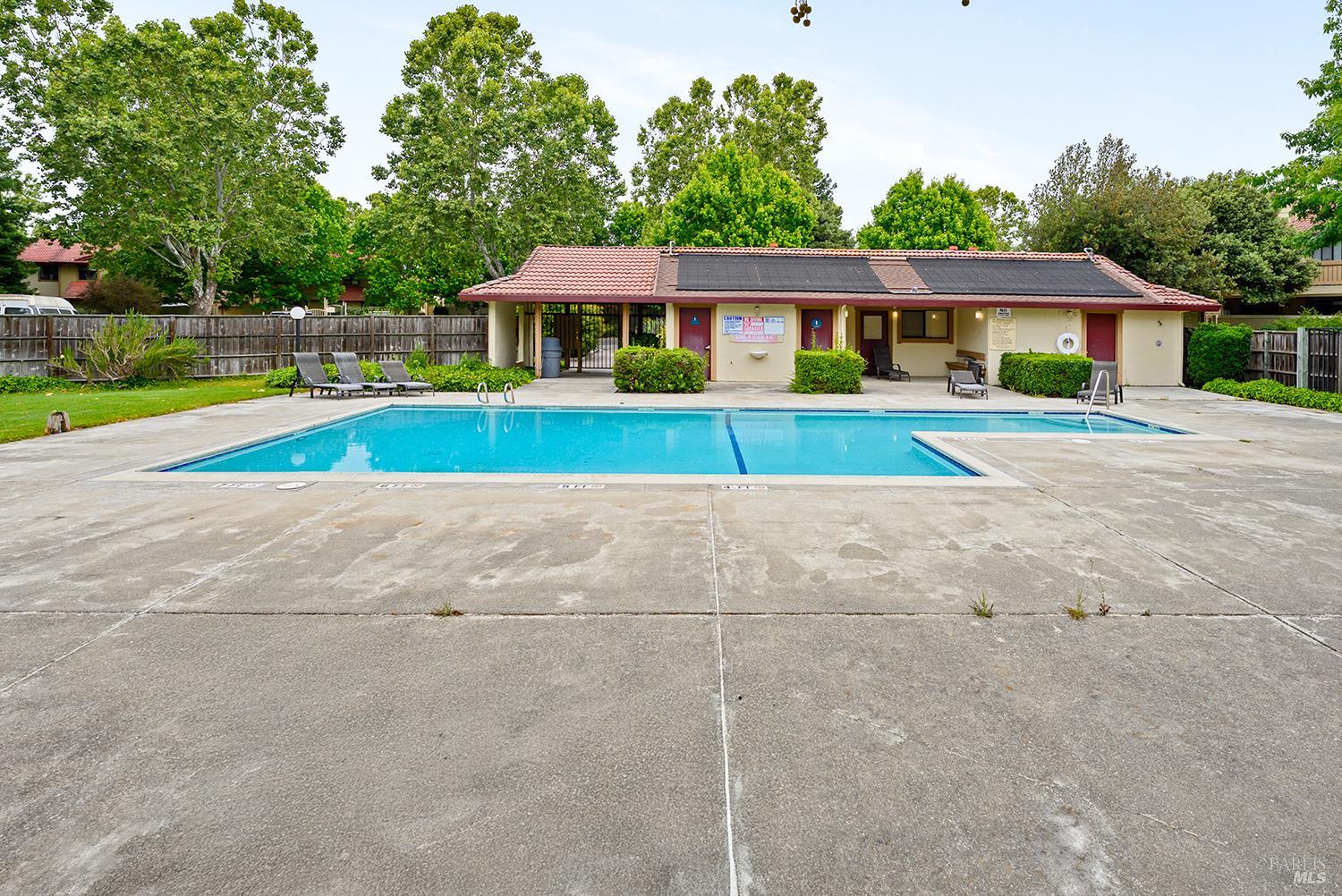 Property photo 32