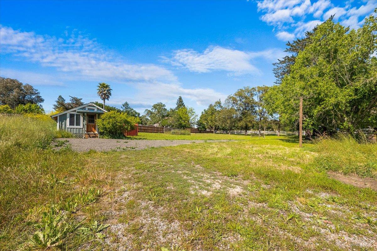 Property photo 40