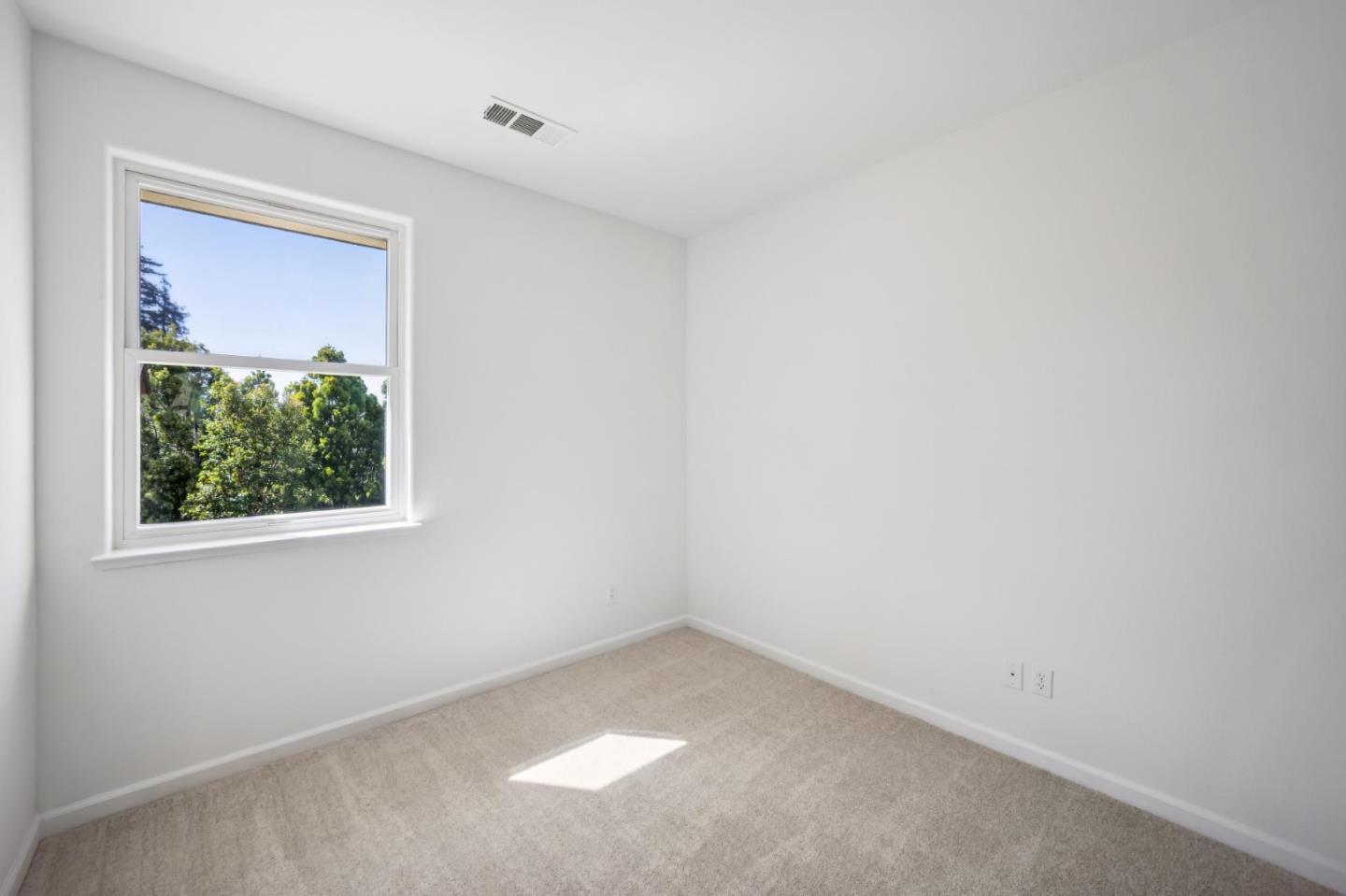 Property photo 50
