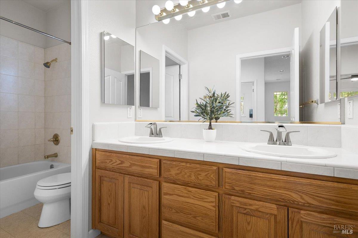 Property photo 43