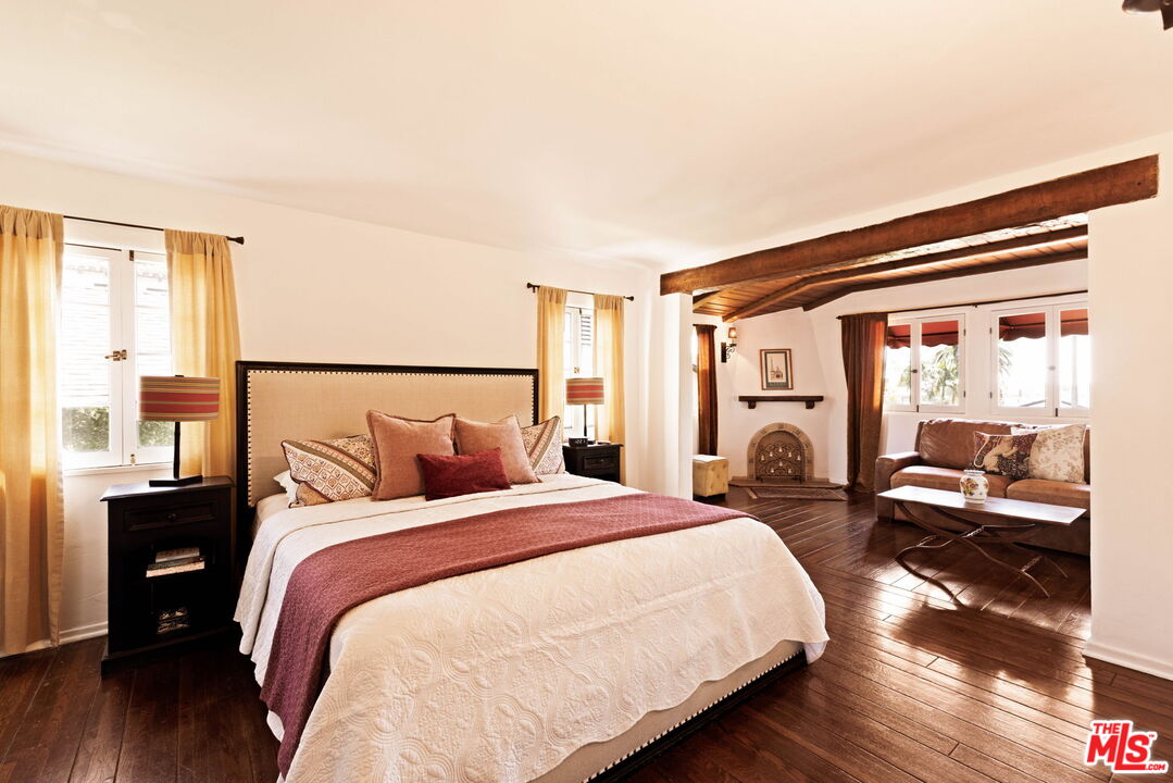Property photo 32