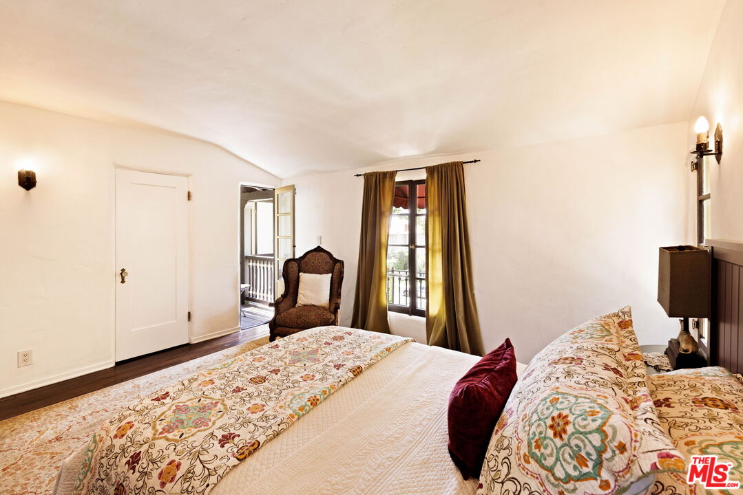 Property photo 42