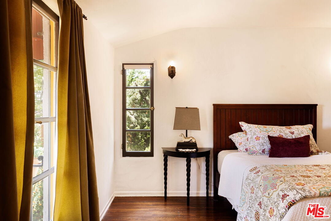 Property photo 43