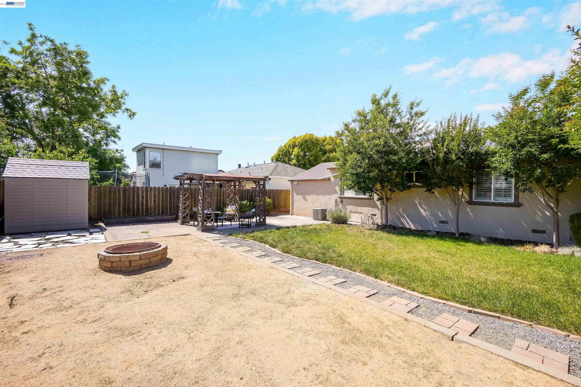 Property photo 32