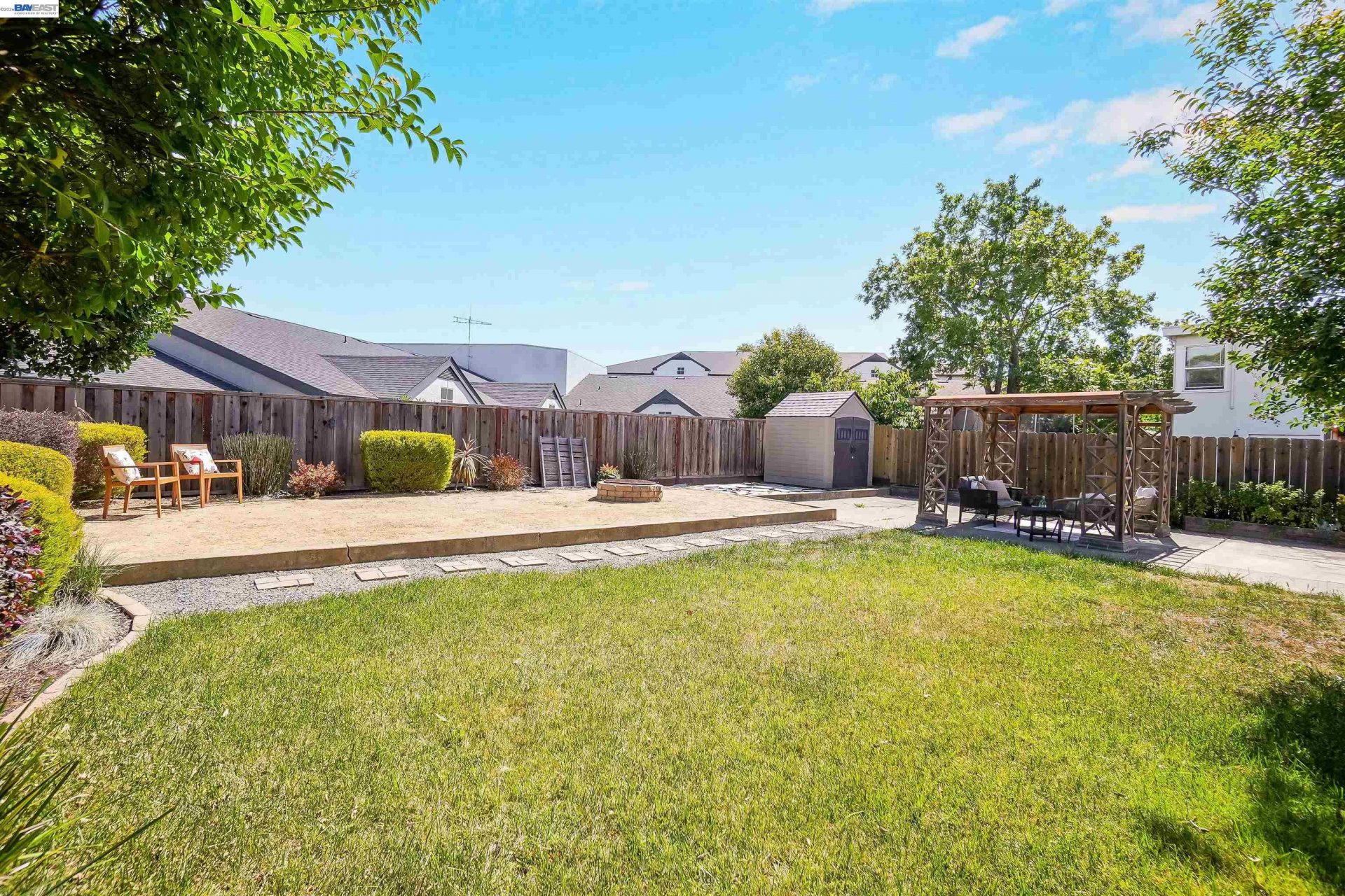 Property photo 33