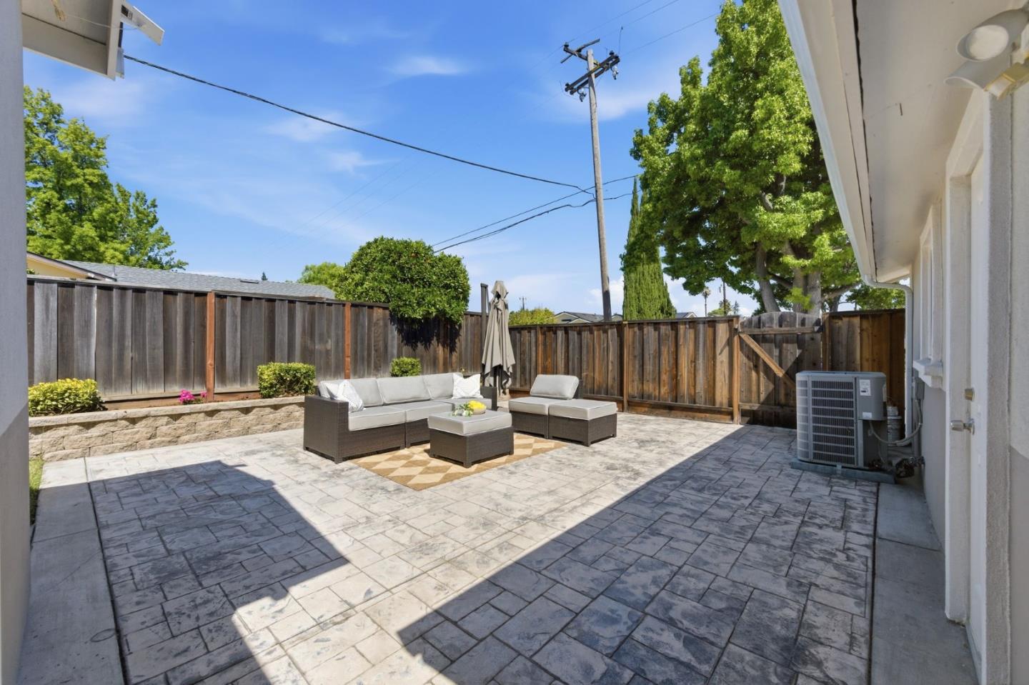 Property photo 44