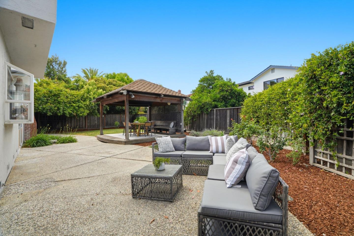 Property photo 43